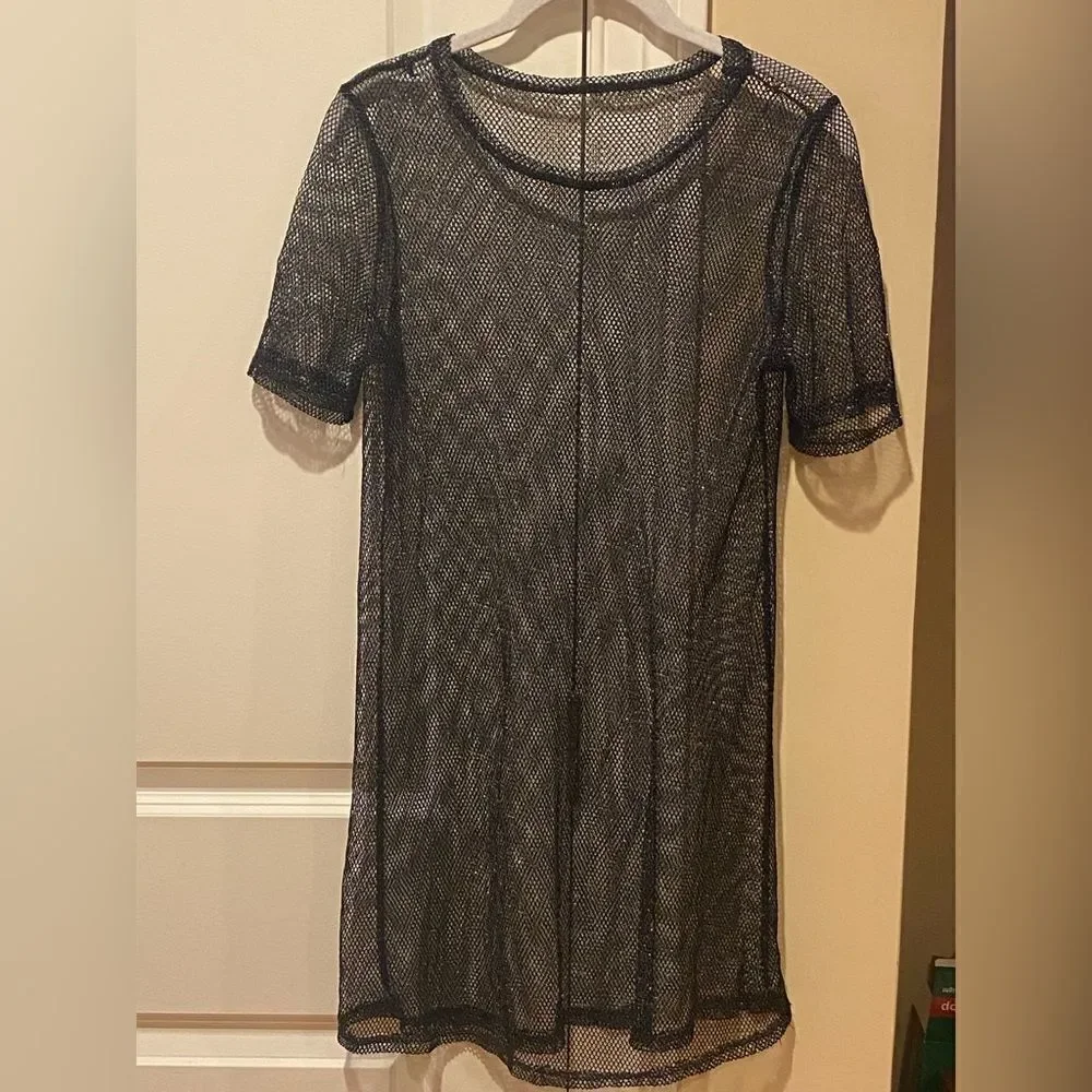 Mesh cover up